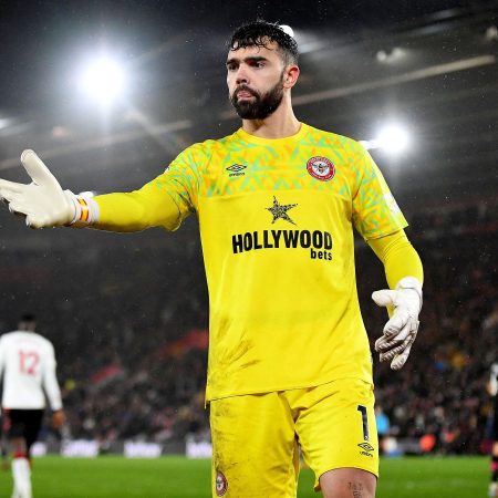 Arsenal Cuộc Đua Vô Địch, Chờ Thủ Thành Cực Đỉnh